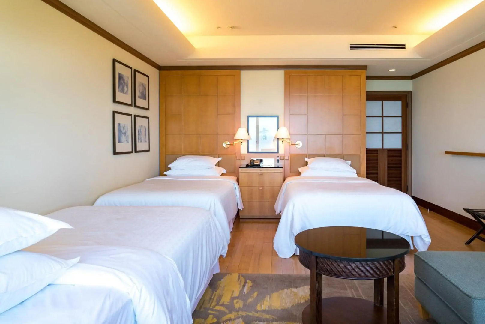 Phoenix Seagaia Ocean Tower