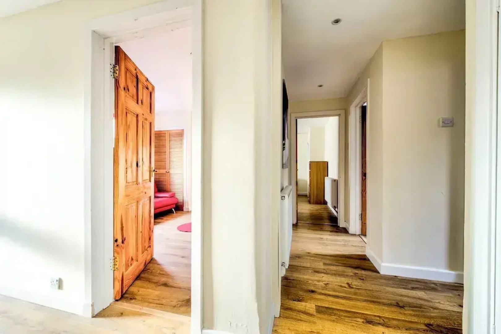 Naturally Well-lit and Serene Holiday Home w\ Parking