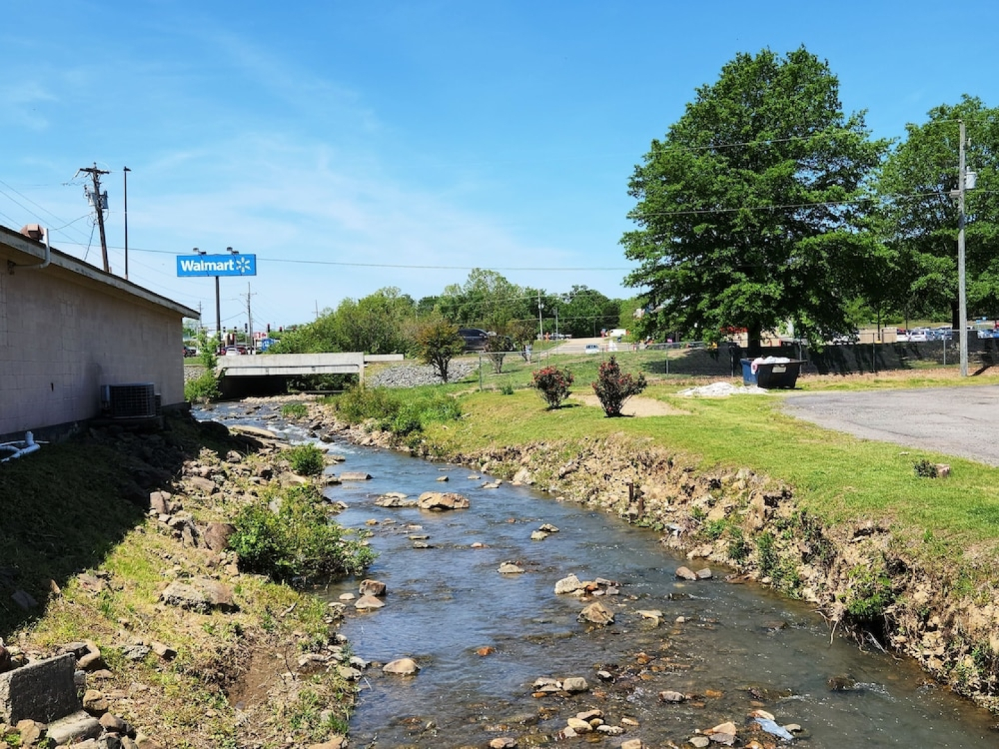 Executive Inn By OYO Queenville Mena