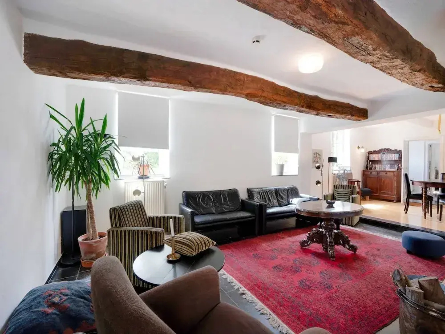 Voeren Mansion With Garden