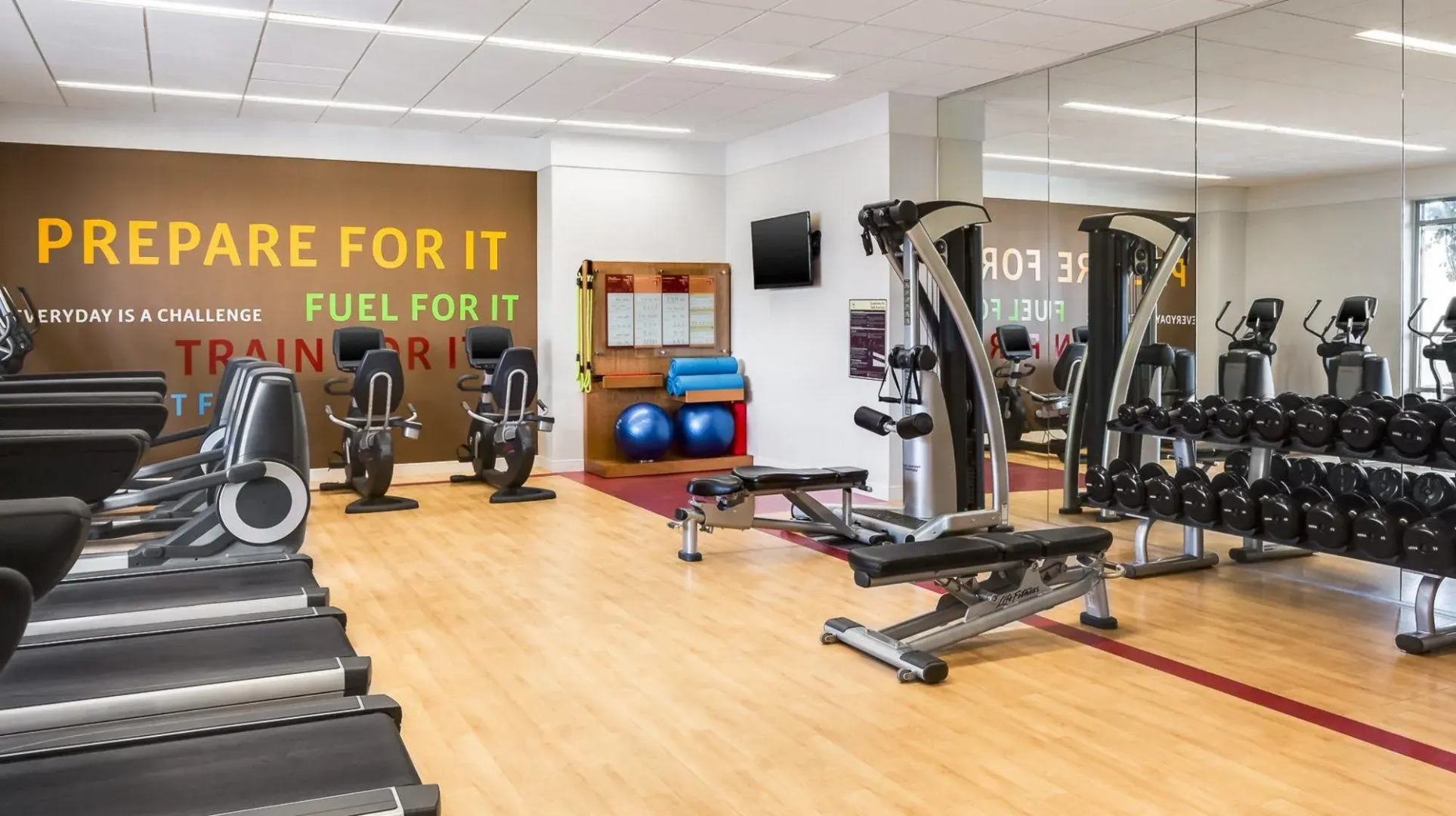 Sheraton Overland Park Hotel at the Convention Center