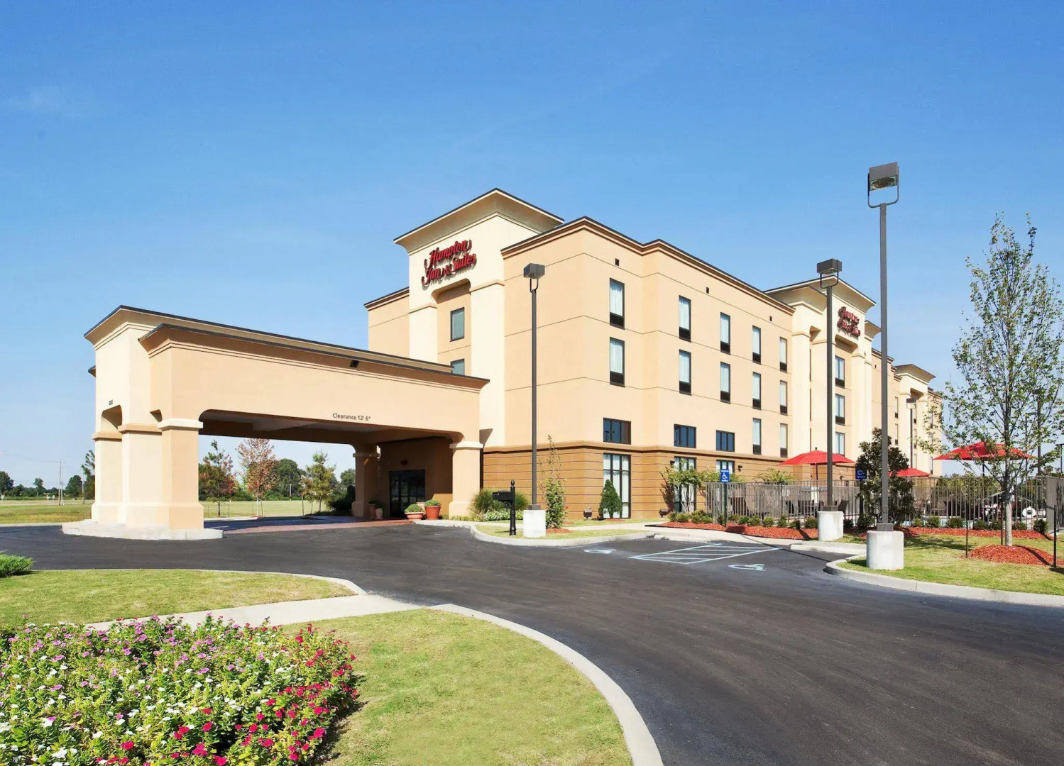 Hampton Inn & Suites Millington