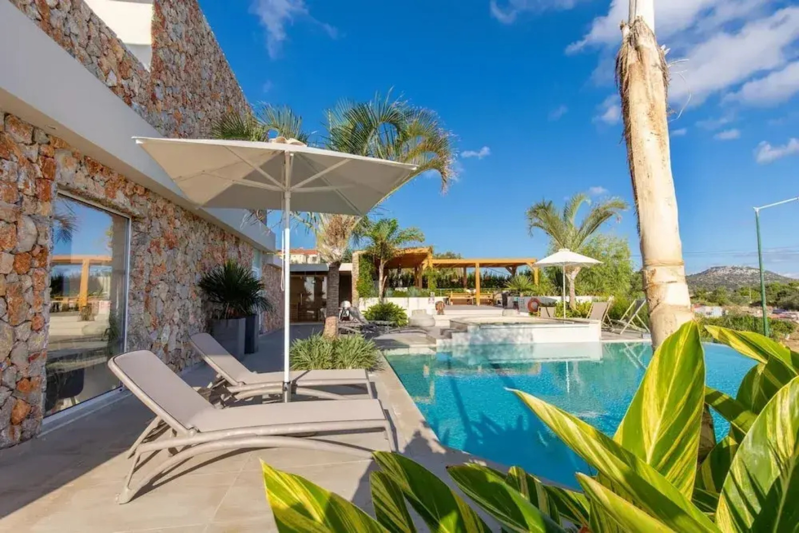 Venezia Luxury Living Grand Master Villa With Private Pool