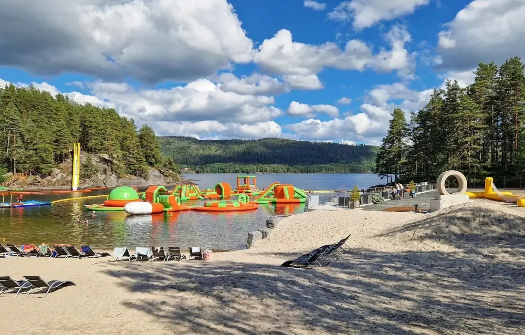 Nice Home in Hornnes With Wifi and 5 Bedrooms