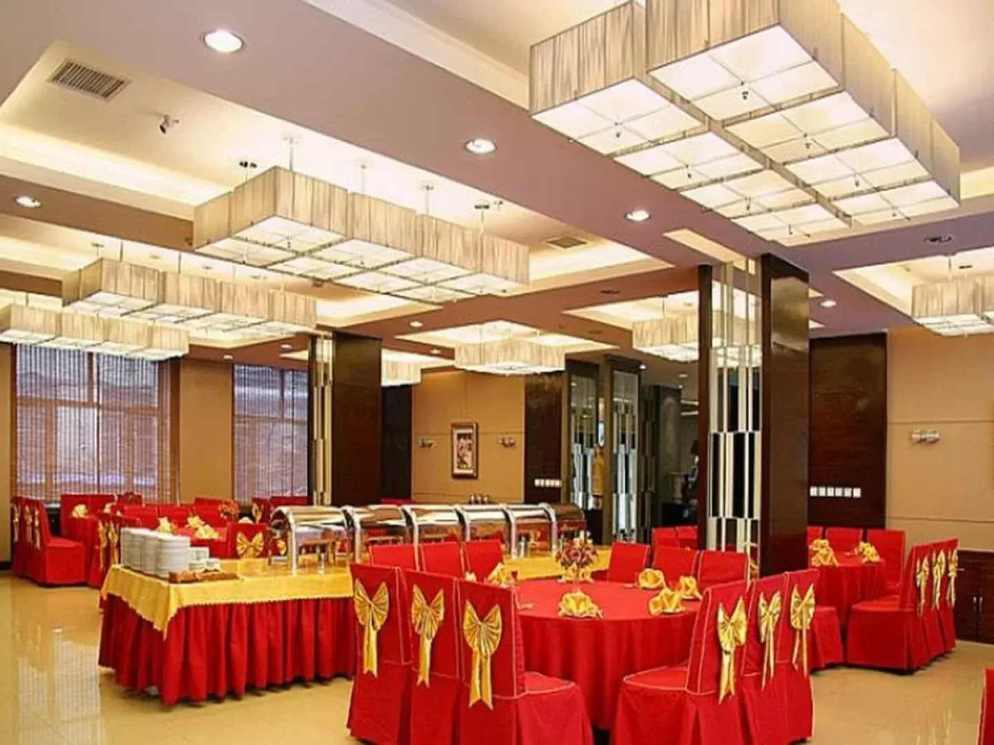 Longda Holiday Hotel