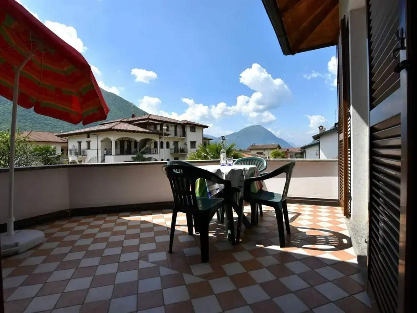 Belvilla by OYO Flat With Terrace Near the Lake