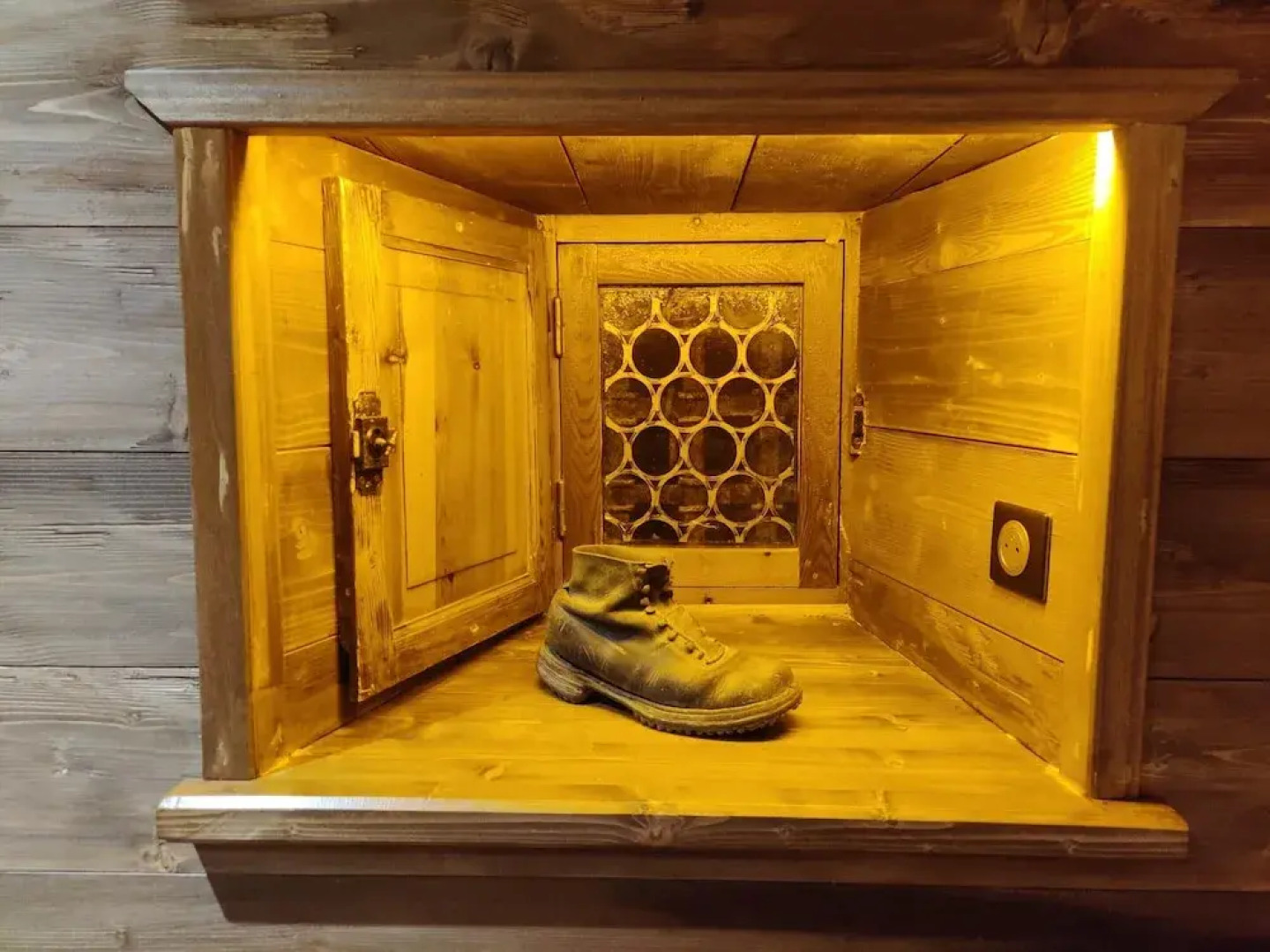 Chalet With 7 Bedrooms in Saint-jean-d'arves, With Wonderful Mountain