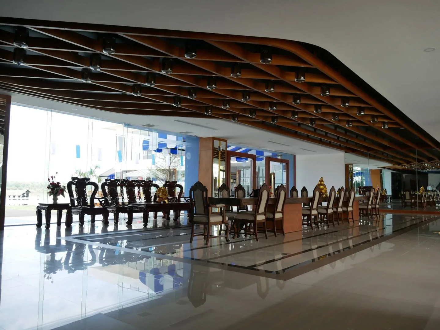 Blu Hotel Nakhon Phanom