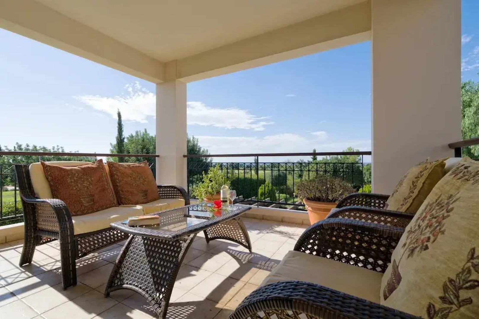 3 bedroom Villa Anarita 64 with private L-shaped pool, beautiful gardens, near resort village square