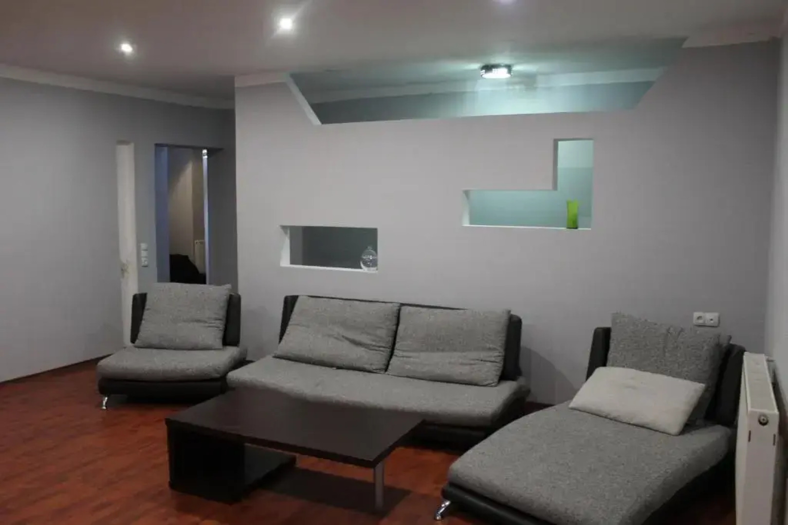 Flat With 3 Bedrooms