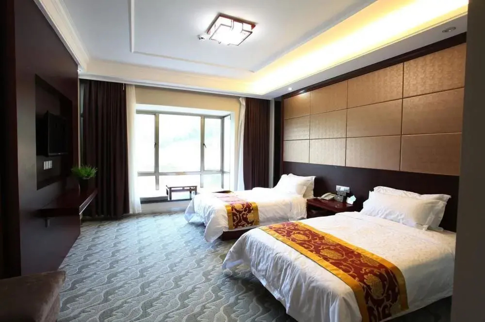 Jinggang Jiangshan Grand Hotel