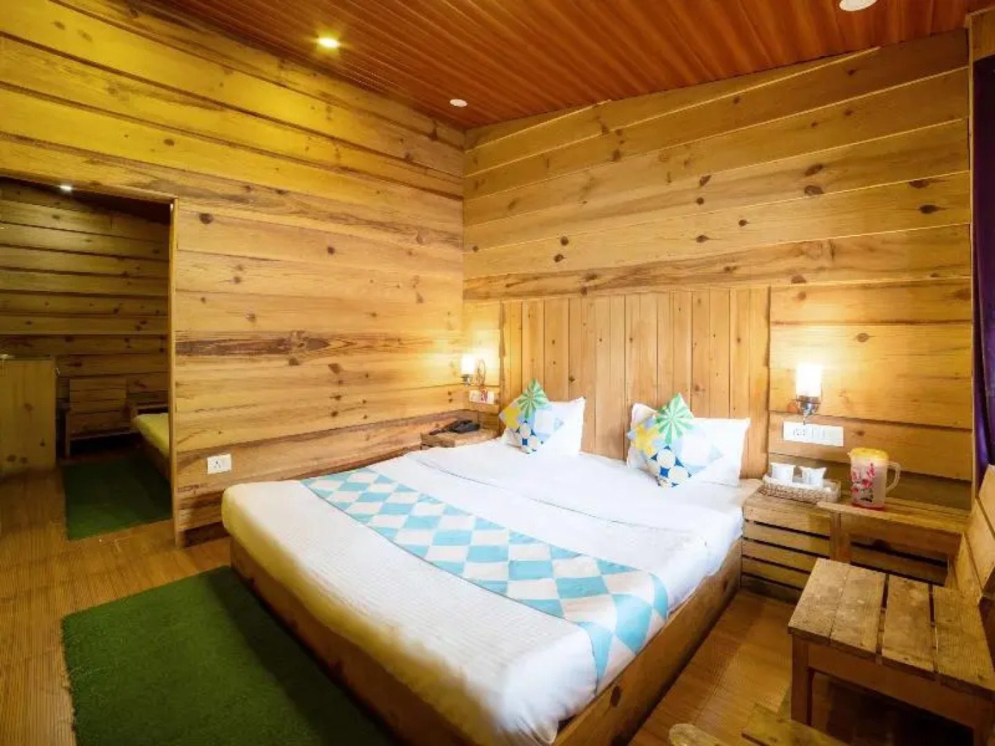 OYO Home 81069 Wodden Stays