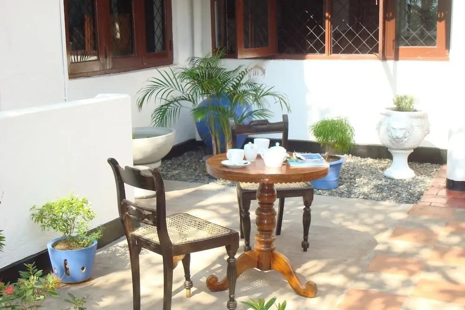 Blue Seas Tourist Guest House