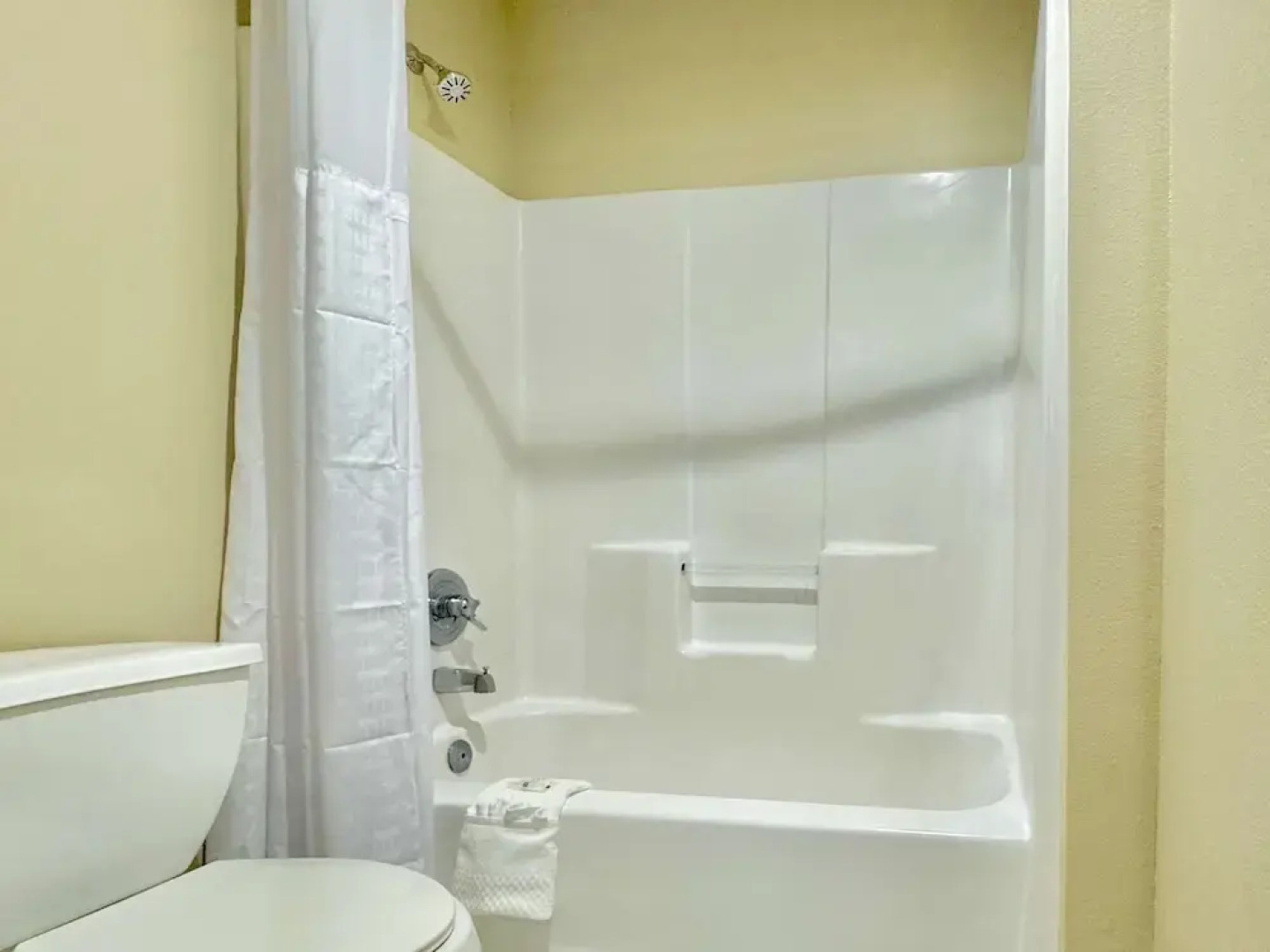 Baymont Inn & Suites Willows