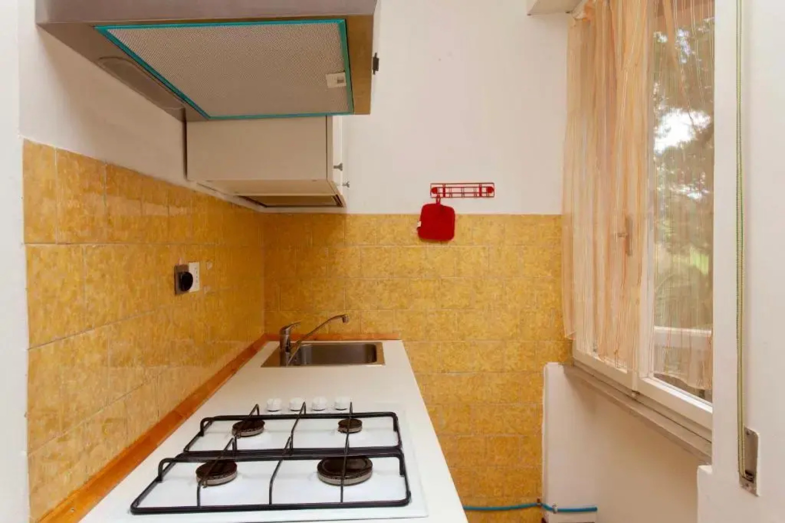 M257 - Marcelli, bilocale in residence con piscina