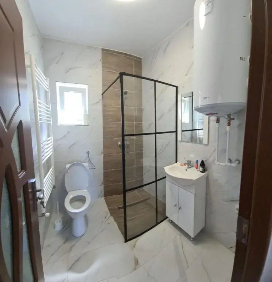 Mountain View 2 - ciubar