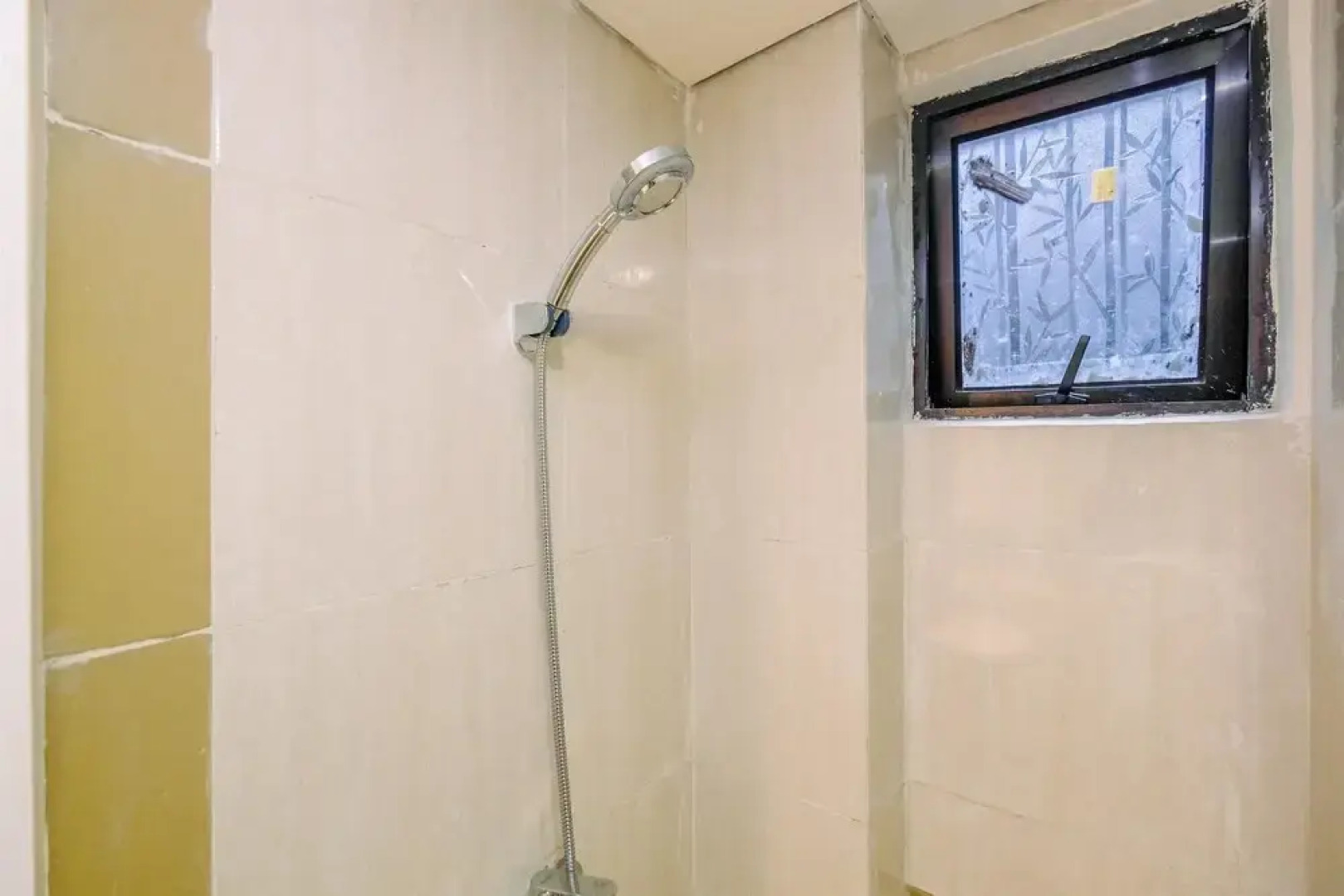 Gorgeous 2Br At Meikarta Apartment