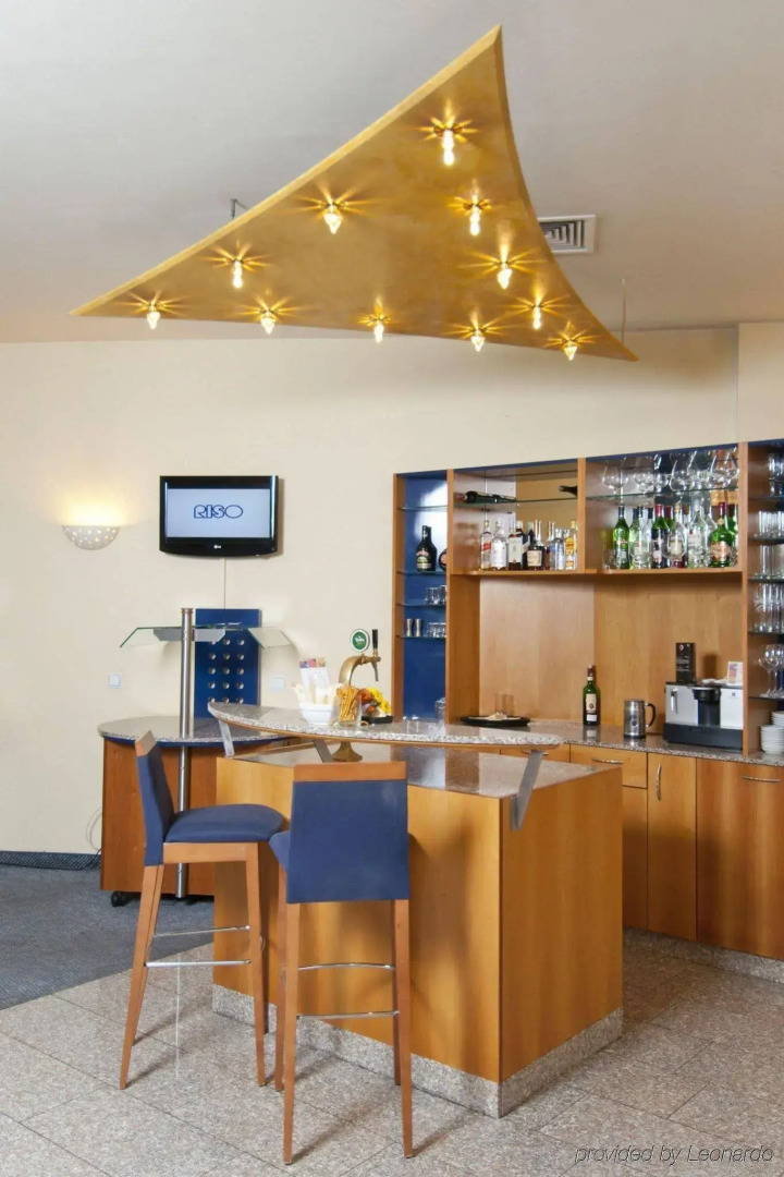 Mamaison Hotel Chain Bridge Budapest