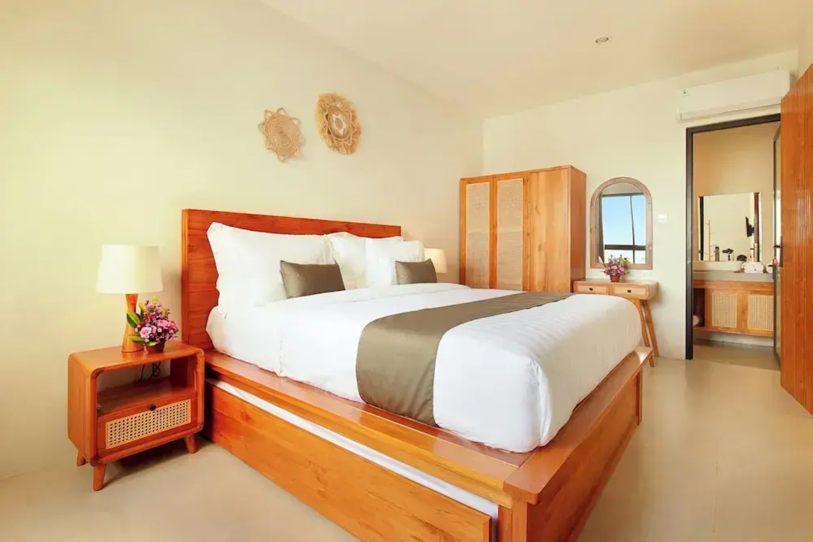 The Canggu Dome 3-Rooftop Villa