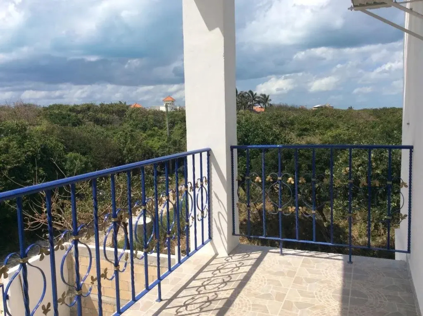 Casa Paloma Blanca Hostel