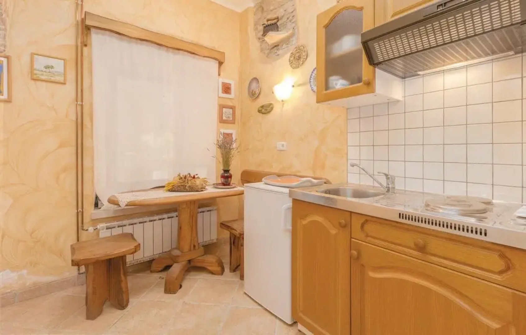 Nice Home in Buje With Wifi and 1 Bedrooms