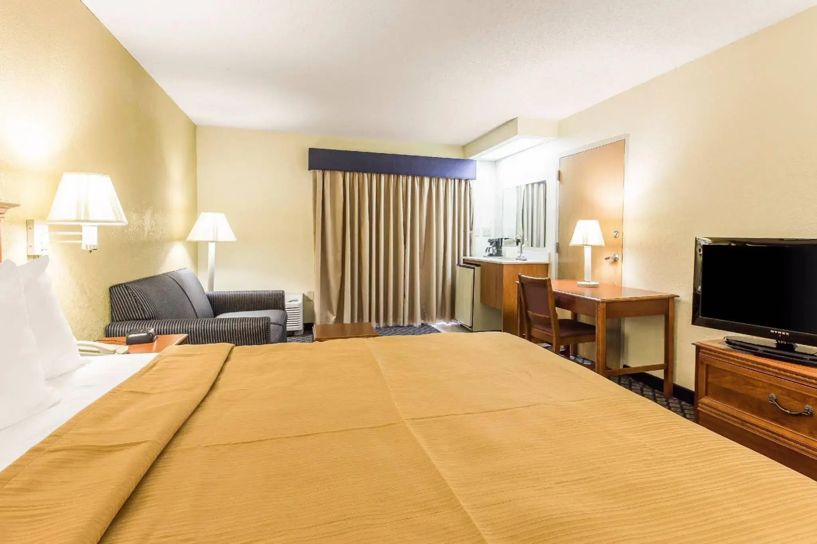 Quality Inn Cherokee Riverside