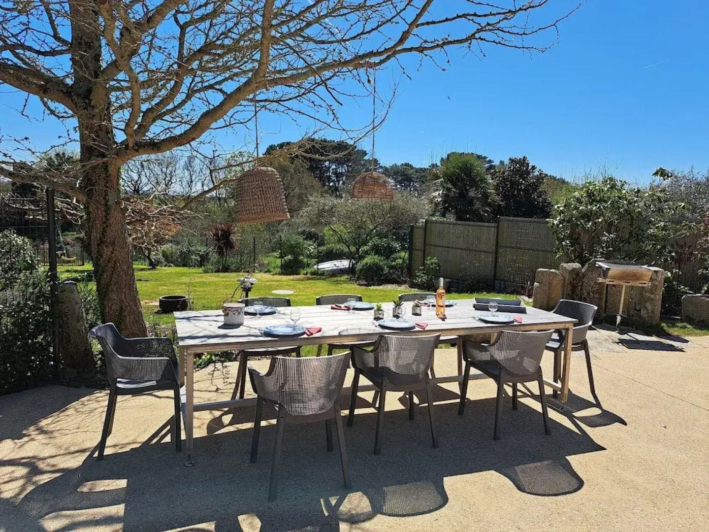 Stone House by Beach in Pont-aven