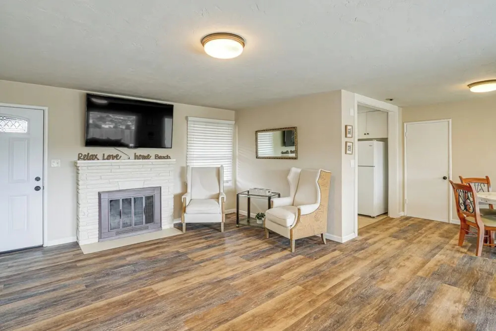 Peaceful Del Rey Oaks Retreat: 2 Mi to Beaches!