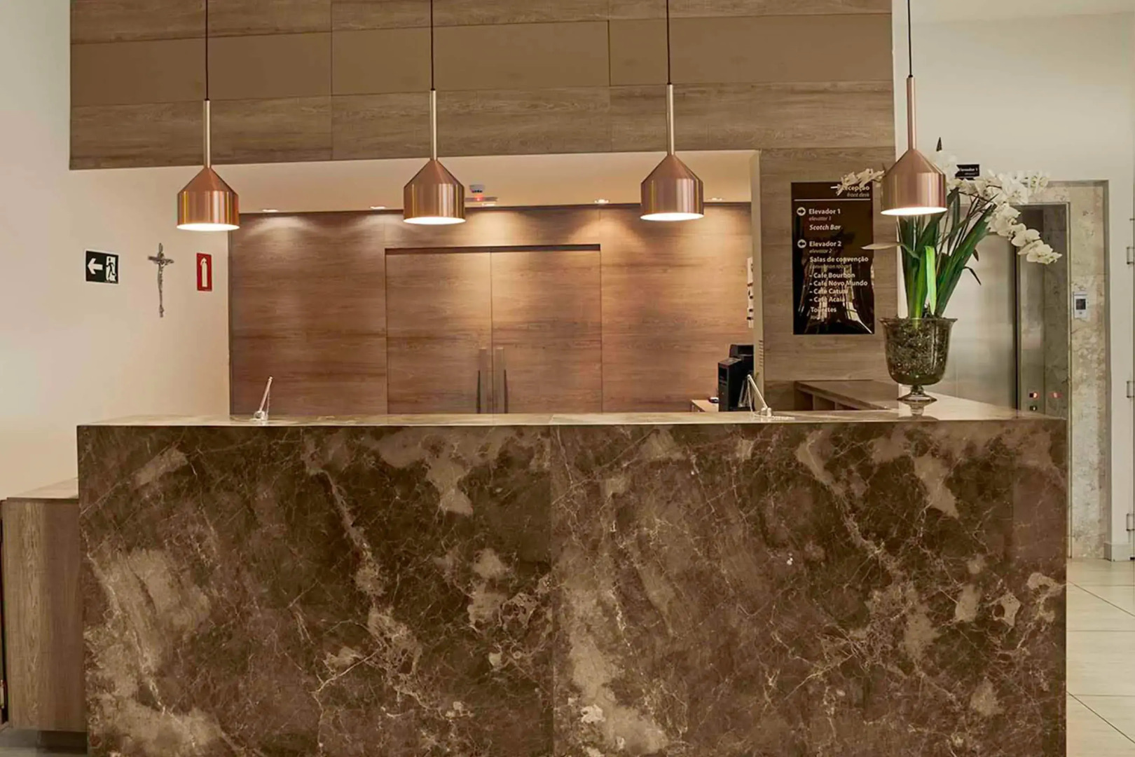 CHECK inn SELECT Hualien LinSen