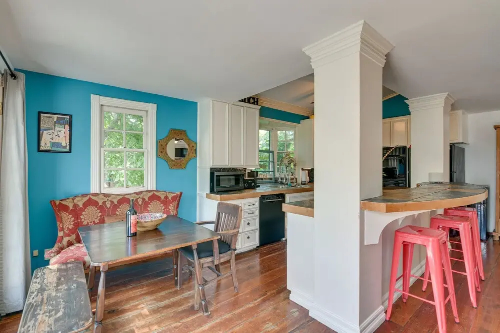 Texas Escape w/ Private Pool, Grill & Balconies!