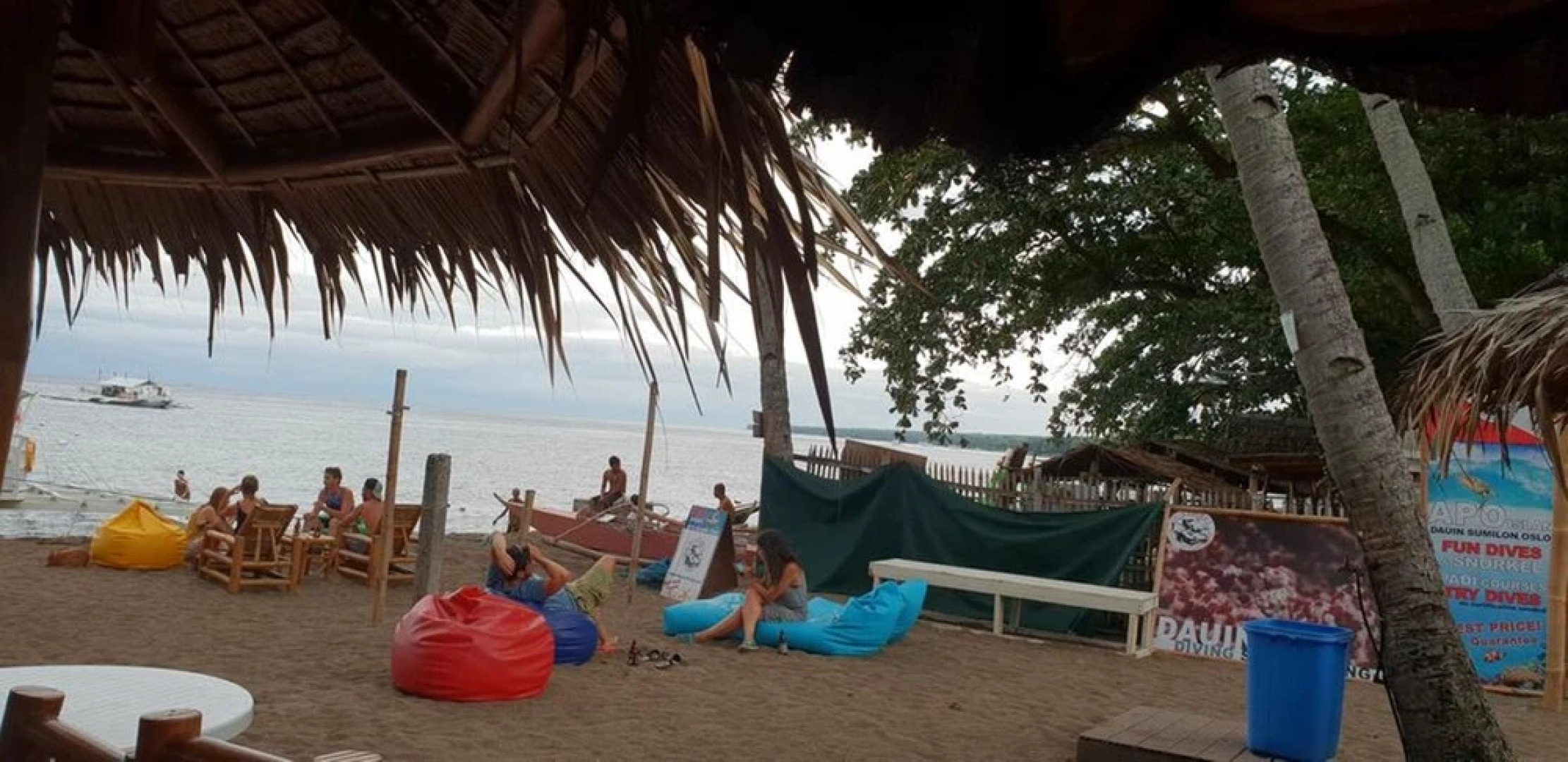 AivyMaes Divers Paradise Dauin - Hostel