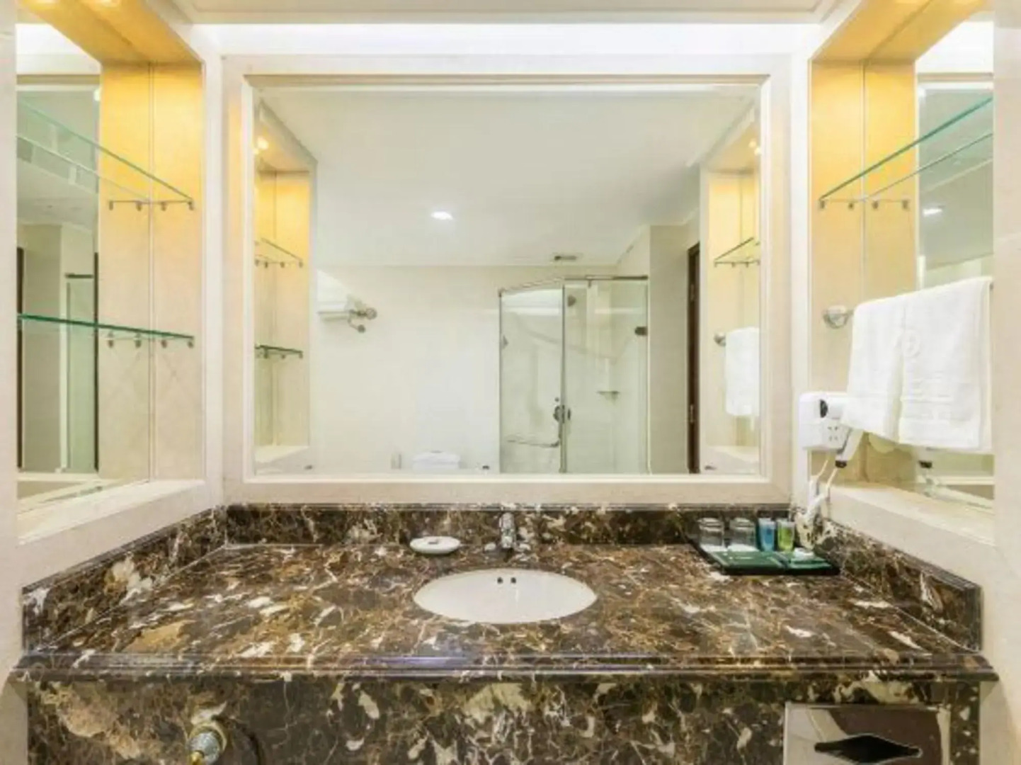 Haisheng Garden Hotel