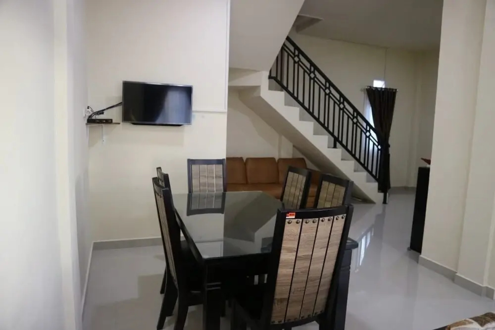 Mahkota Family Homestay