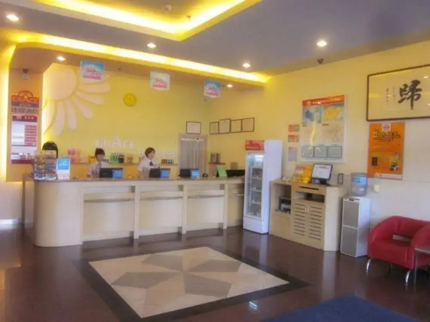 银座佳驿酒店(潍坊四平路泰华城风筝广场店)