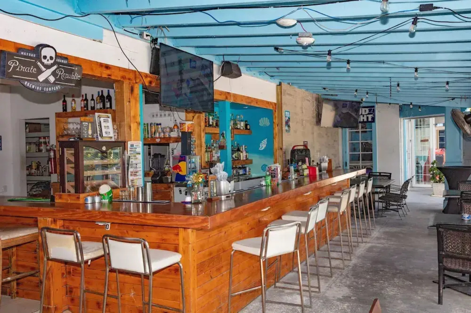 Deluxe Ocean View Villas - Just Steps From White Sand Beaches