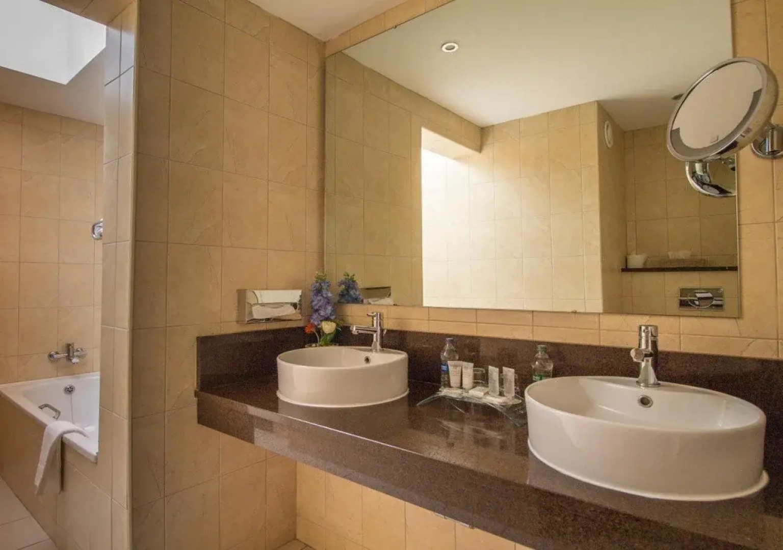 Bunratty Castle Hotel, BW Signature Collection