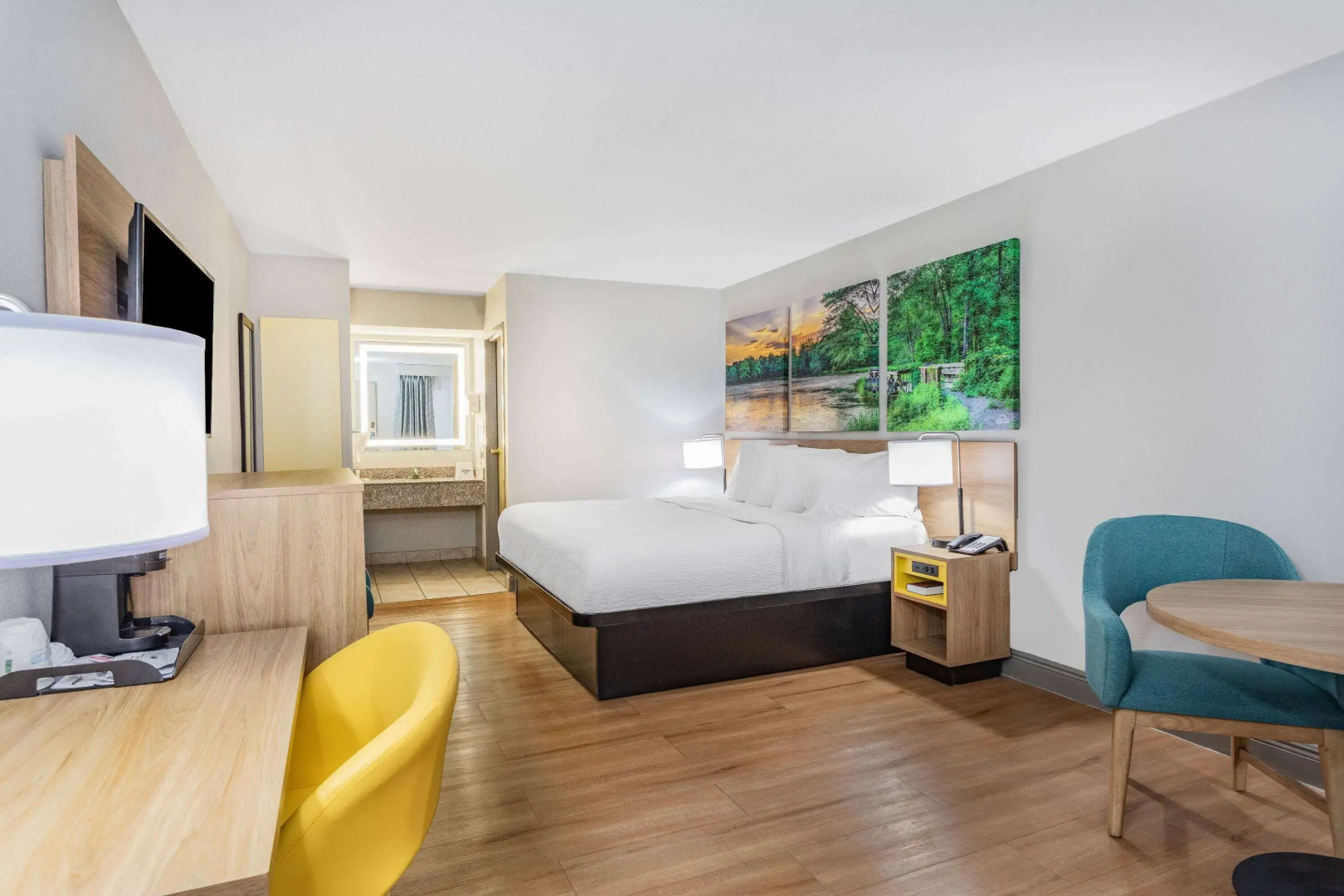 Days Inn by Wyndham N Orlando/Casselberry