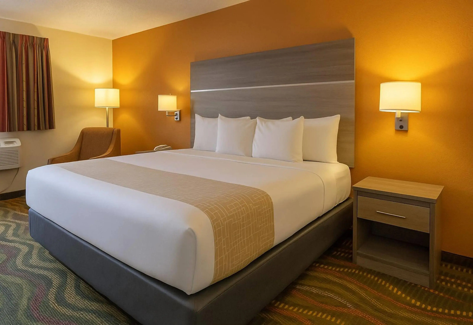 Travelodge by Wyndham Muskegon