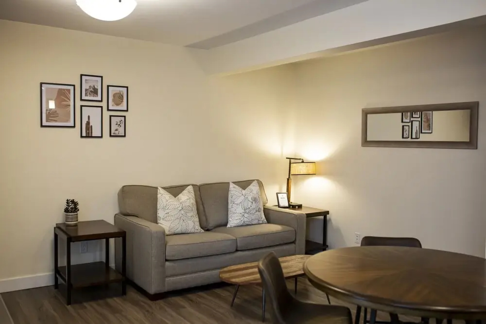 Stirling All Suites Hotel