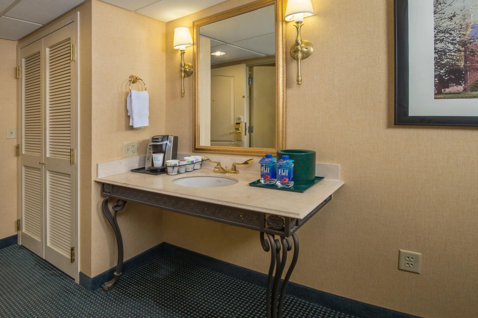 Holiday Inn Express State College at Williamsburg Square by IHG