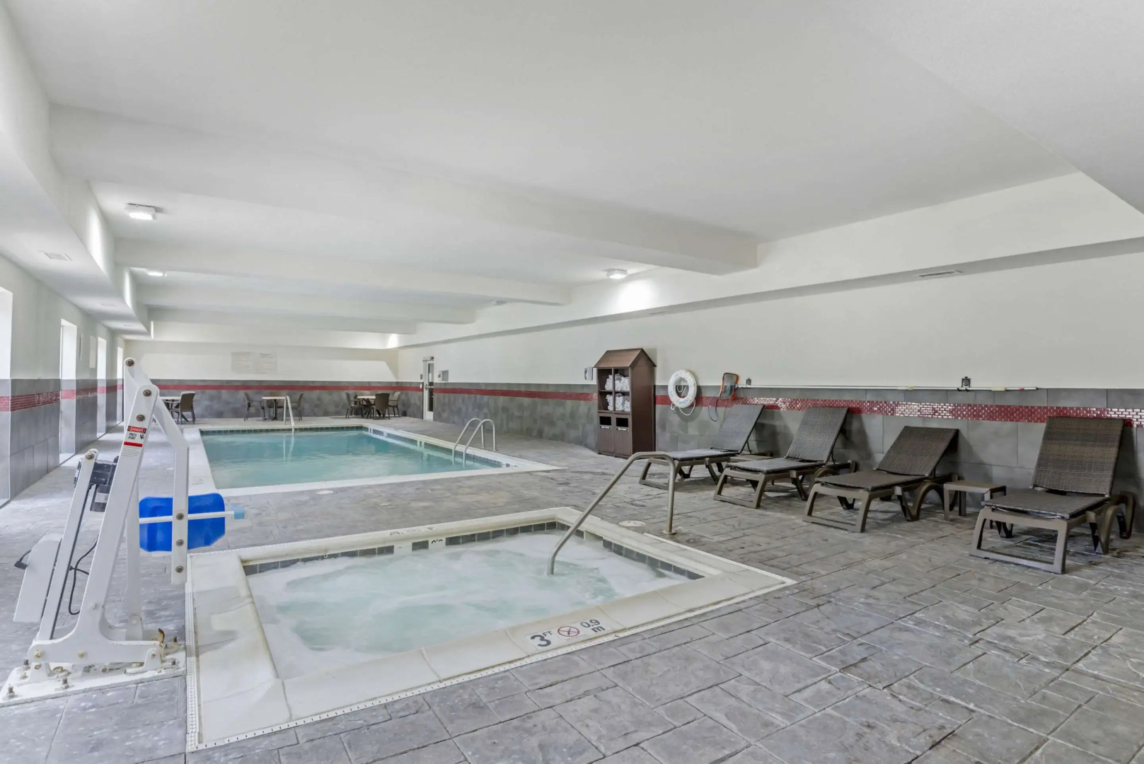 Comfort Suites At Virginia Center Commons