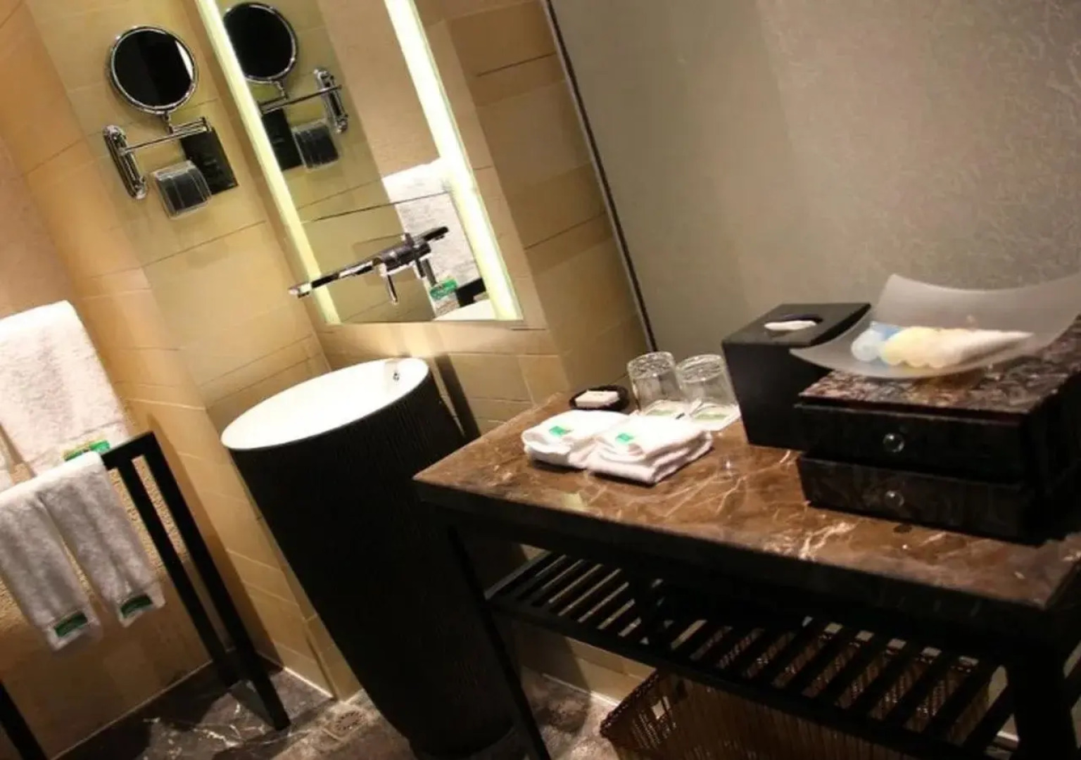 Wuxi Americas Best Jinting International Hotel