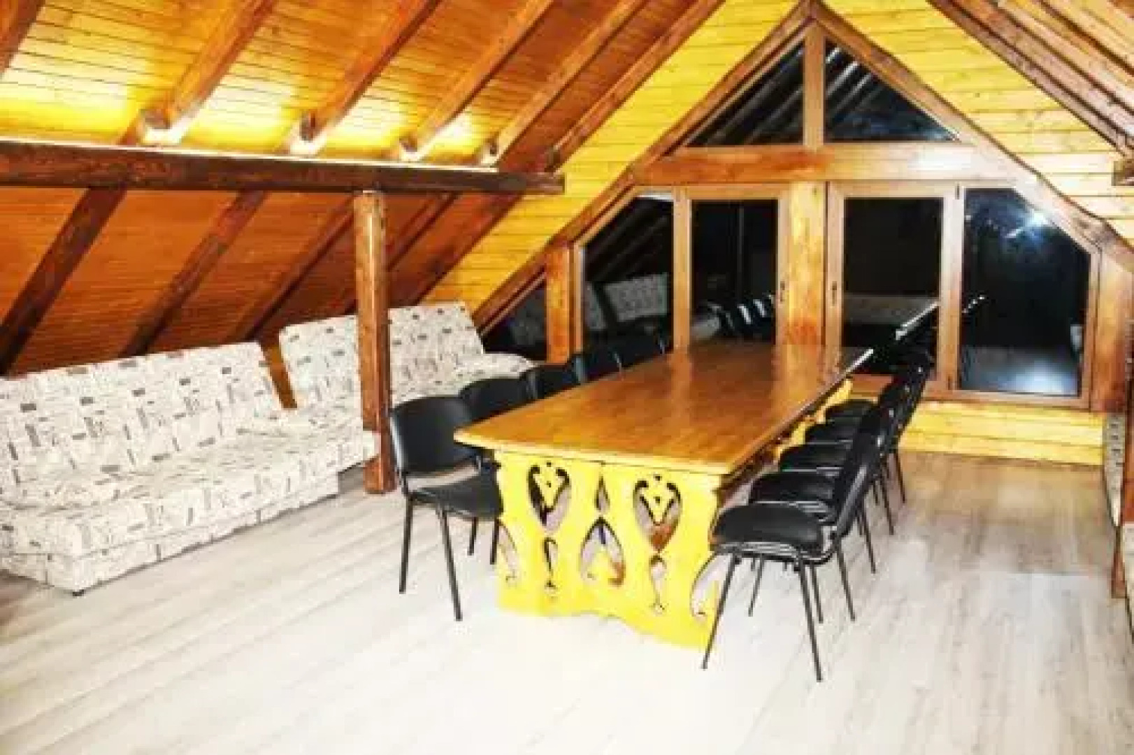 Gostynniy Dvir Raytshtoky