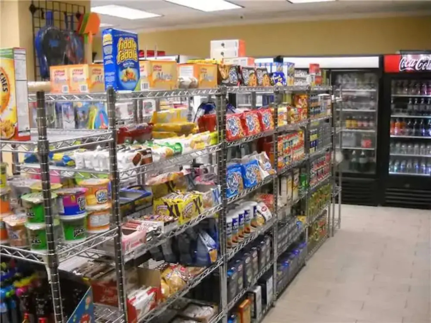 The Tides on Hollywood