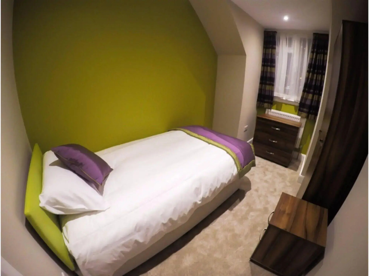 OYO The Arch, Wembly Stadium