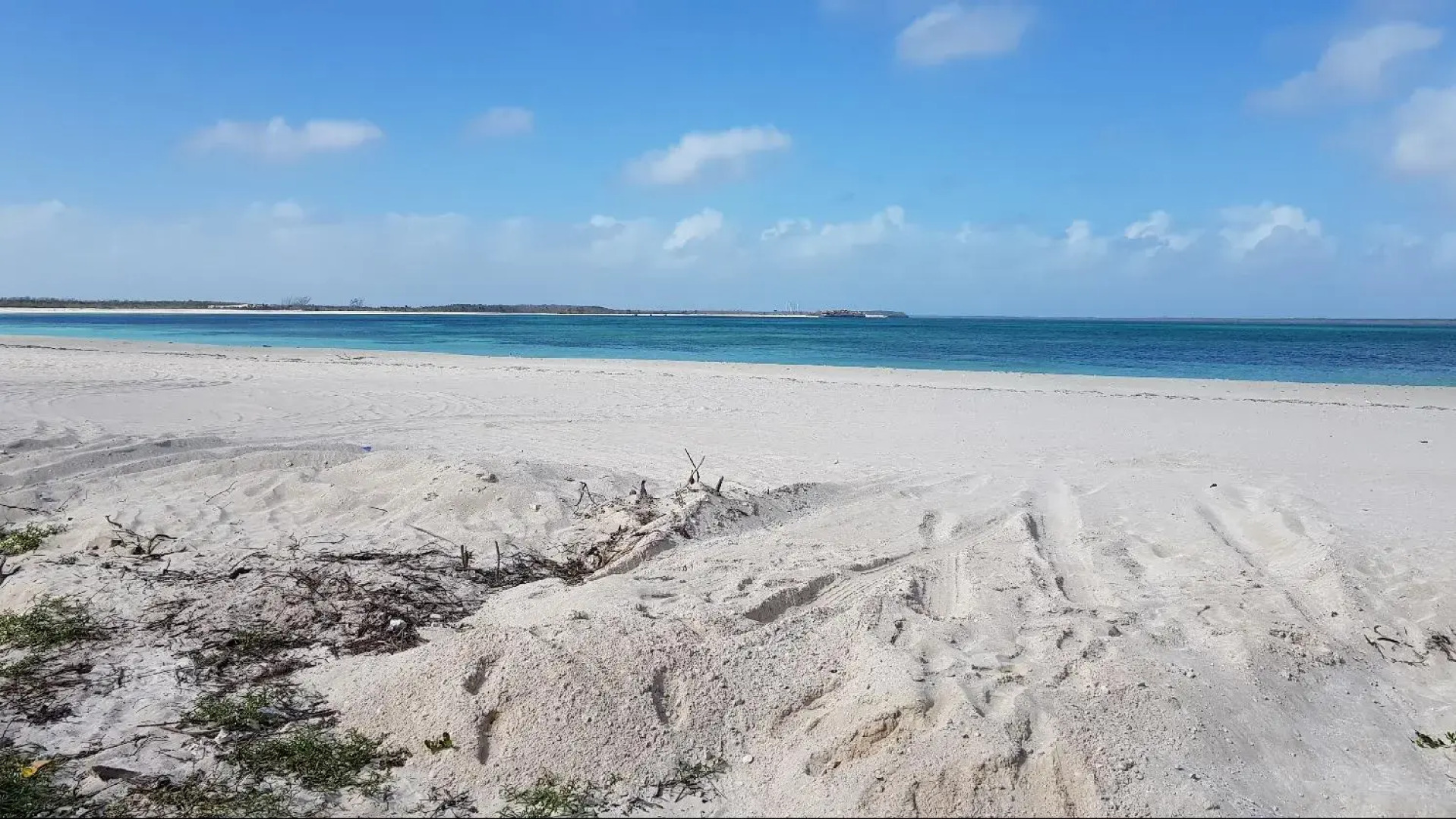 Grand Aston Cayo Las Brujas Beach Resort & Spa