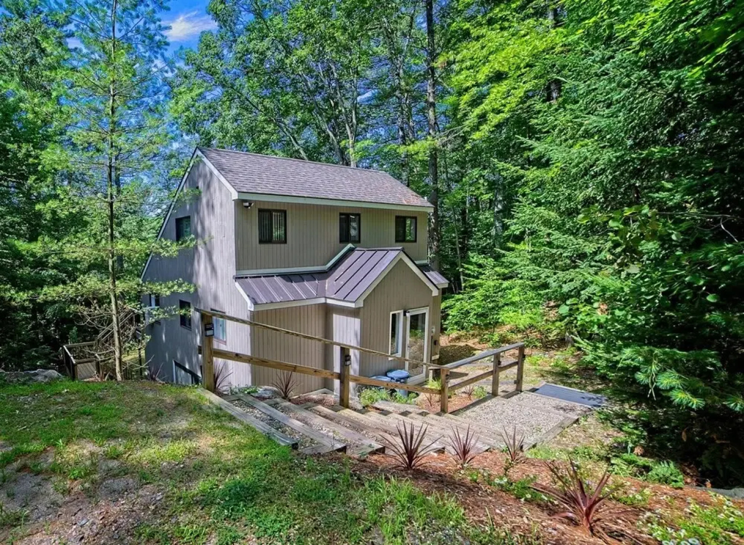 Private Waterville Estates 4 Bedroom Vacation Home in the White Mountains of NH - Tr51e