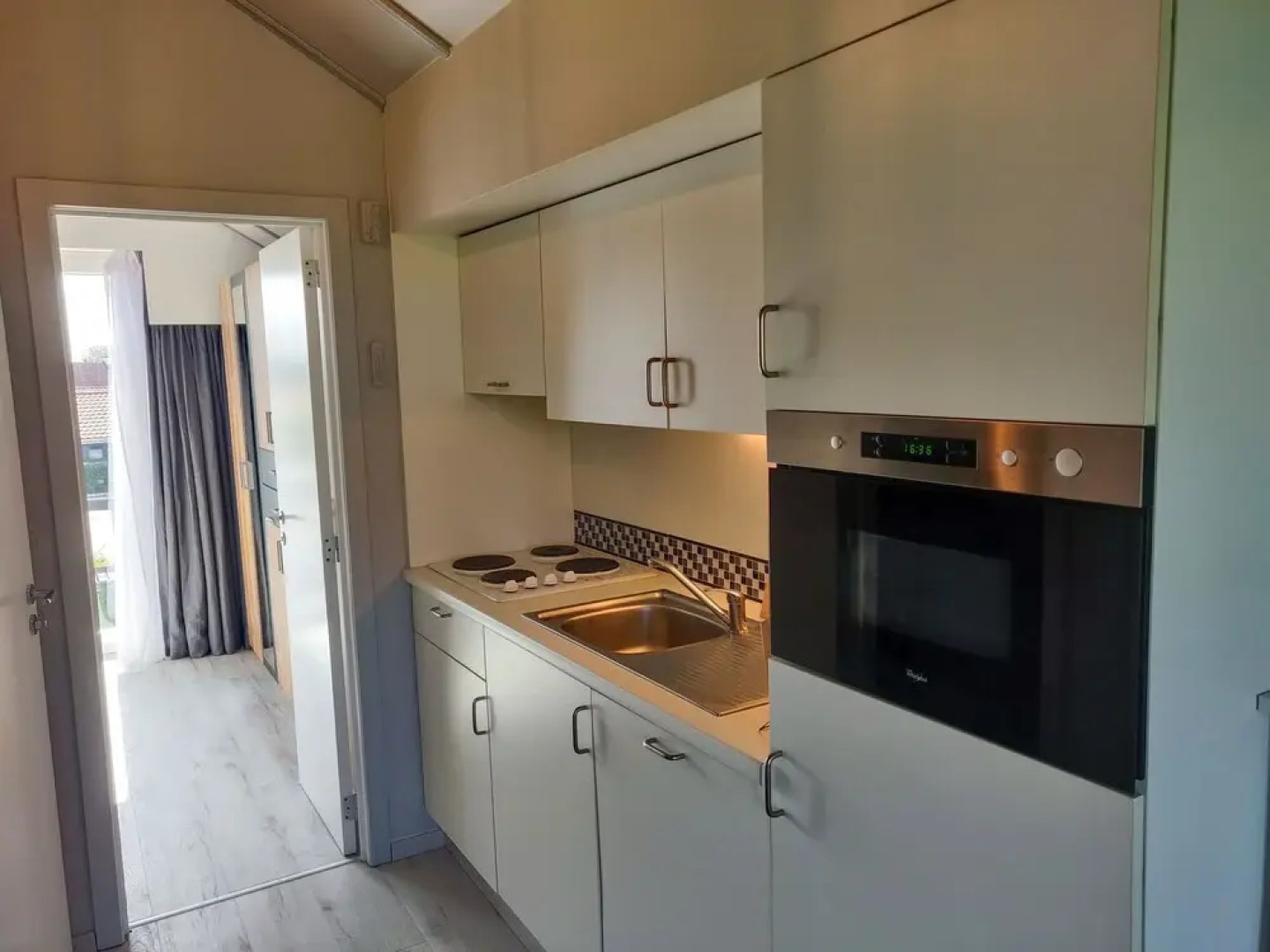 La Bella Vita De Haan