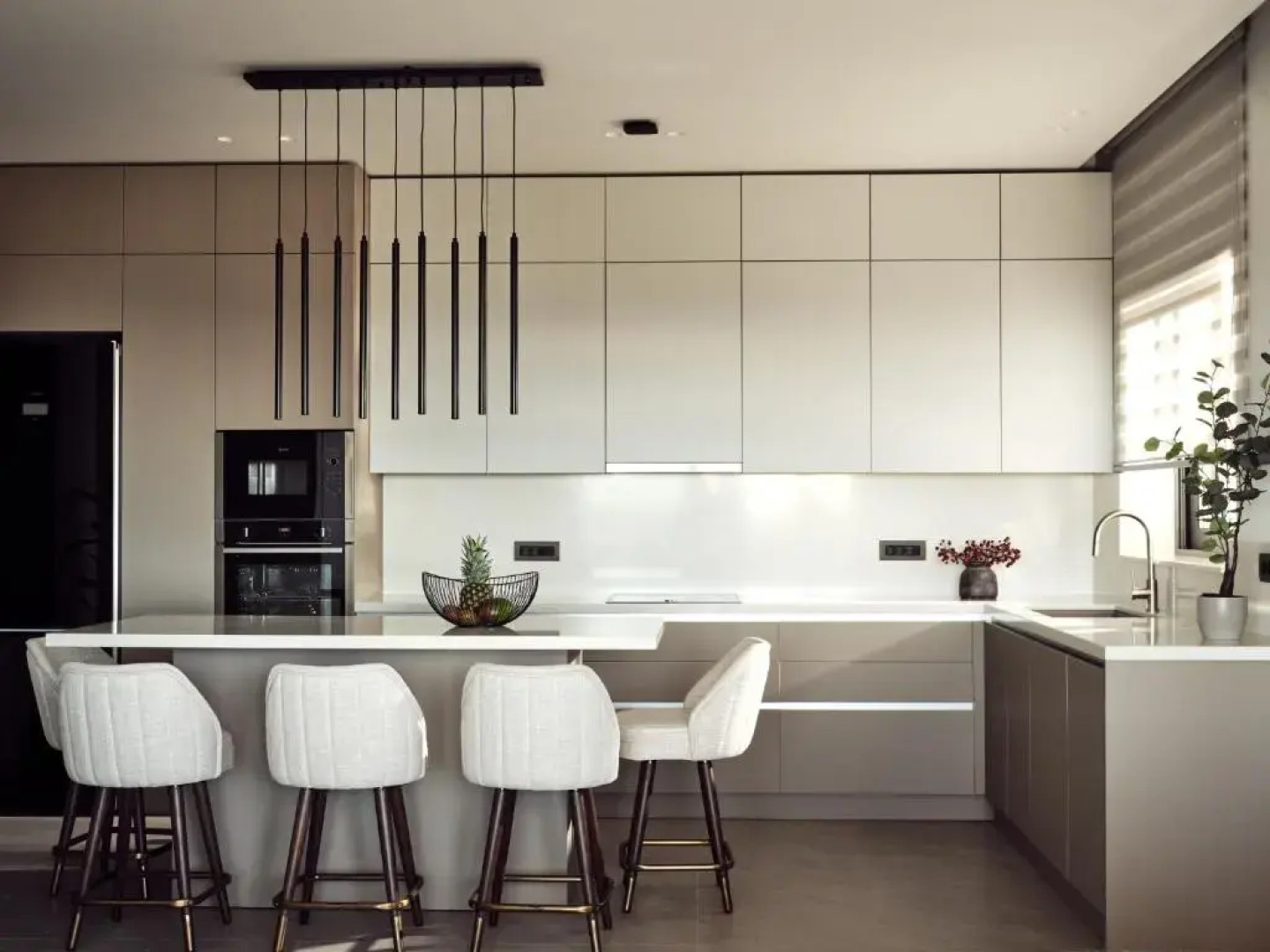 Alexandra SeaView Luxurious Villa, By ThinkVilla