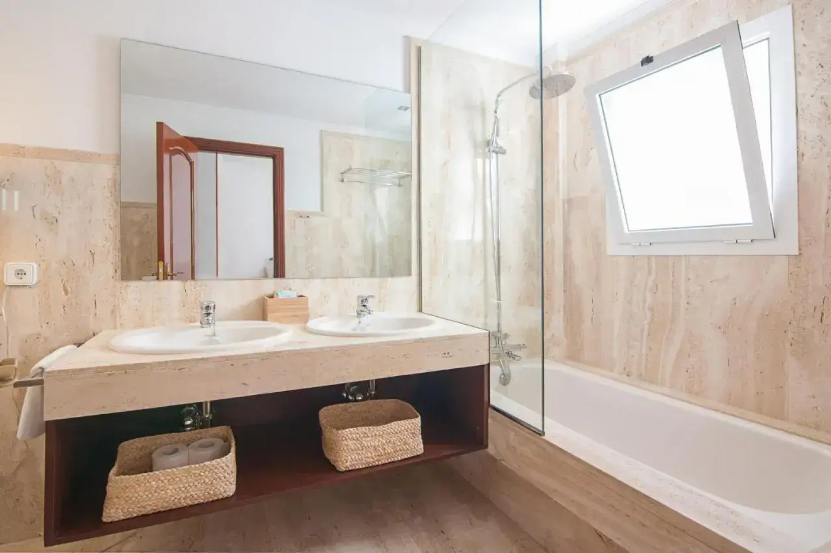 Rooms & Suites Terrace 4C